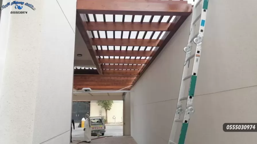 بيوت شعر وهناجر ومظلات وسواتر حي الخزامى